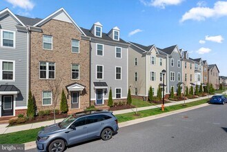 320 Heritage St in Middle River, MD - Building Photo - Building Photo