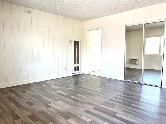 11934 Runnymede St-Unit -Runnymede in Los Angeles, CA - Building Photo - Building Photo