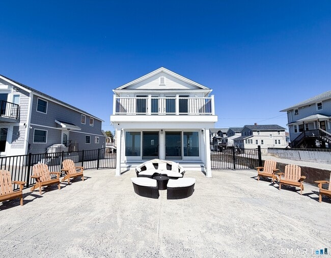 18 Field Ct in Milford, CT - Building Photo - Building Photo