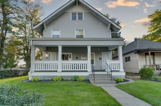 property at 4003 N Post St