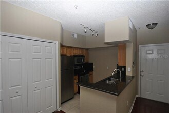 13103 Mulberry Park Dr in Orlando, FL - Building Photo - Building Photo