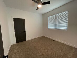 673 Prairie Blvd in Dakota Dunes, SD - Building Photo - Building Photo