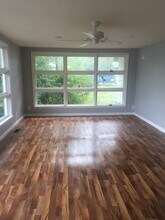 4018 Baughman Rd in Ames, IA - Foto de edificio - Building Photo