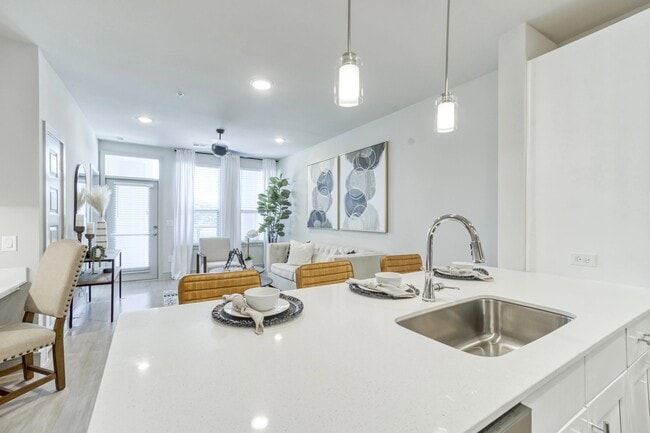268 W Crosstimbers St in Houston, TX - Building Photo - Building Photo