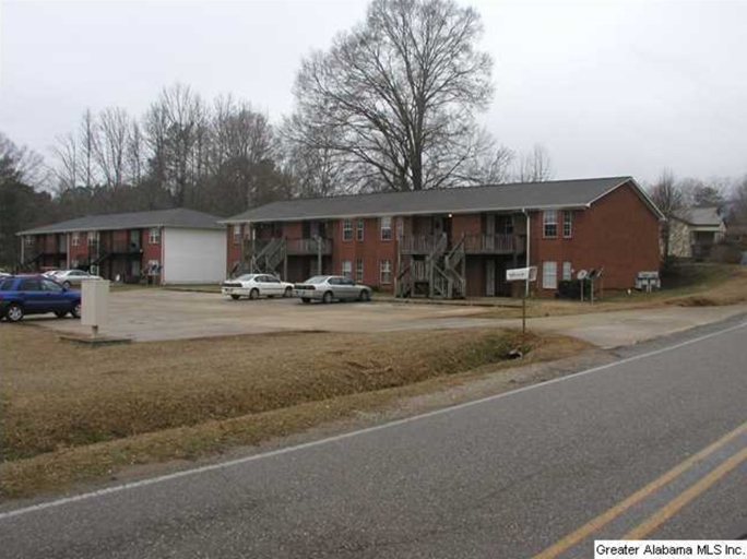 25 Erickton Dr in Anniston, AL - Building Photo