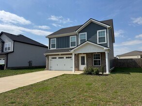 756 Lillian Grace Dr in Clarksville, TN - Building Photo - Building Photo