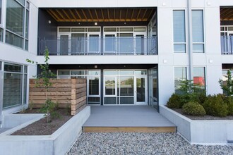 747 N College Ave-Unit -312 in Indianapolis, IN - Building Photo - Building Photo