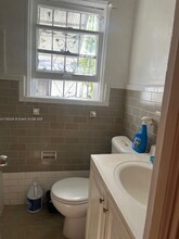38 NW 70th St in Miami, FL - Building Photo - Building Photo