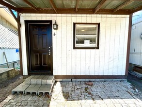 2614 Monterey Street in San Antonio, TX - Building Photo - Interior Photo