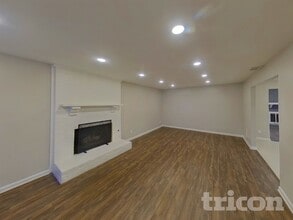 1712 Hartford Dr, Unit 106 in Carrollton, TX - Building Photo - Building Photo