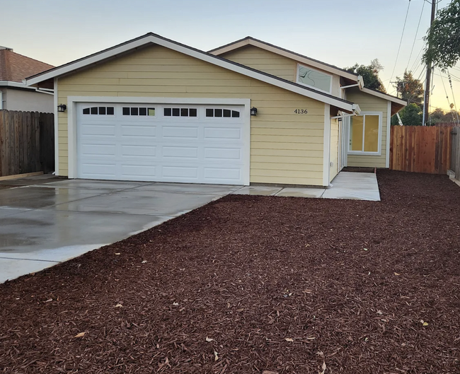 property at 4136 Arden Wy