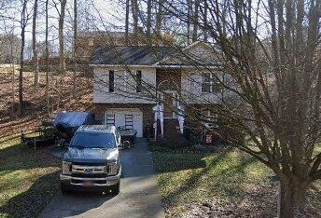 3817 Rockford St in Kingsport, TN - Building Photo