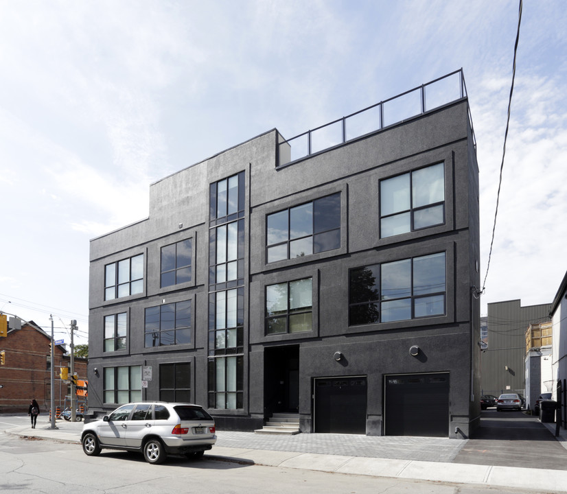 472 Richmond St E in Toronto, ON - Building Photo