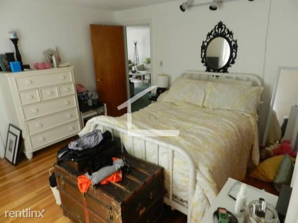 104 Academy Hill Rd-Unit -# Gps in Boston, MA - Building Photo