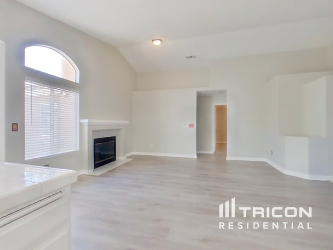 34049 Nebraska Ln in Yucaipa, CA - Building Photo - Building Photo
