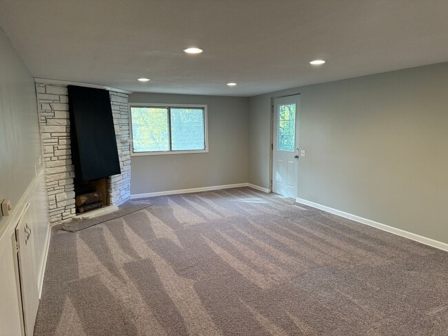 2509 Homestead Ln in St. Joseph, MO - Building Photo - Building Photo