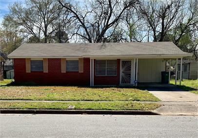 property at 2000 Avondale Dr