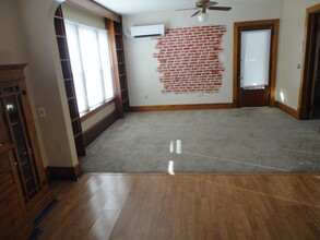 1604 Franklin St in Cedar Falls, IA - Building Photo - Building Photo