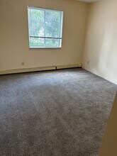 210 5th Ave NE-Unit -LJ-201 in St. Cloud, MN - Building Photo - Building Photo