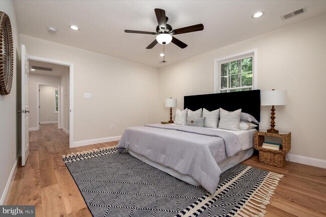 1400 Lower View Ct in Crownsville, MD - Building Photo - Building Photo