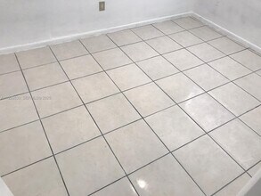 1545 NW 8th Ave in Miami, FL - Building Photo - Building Photo