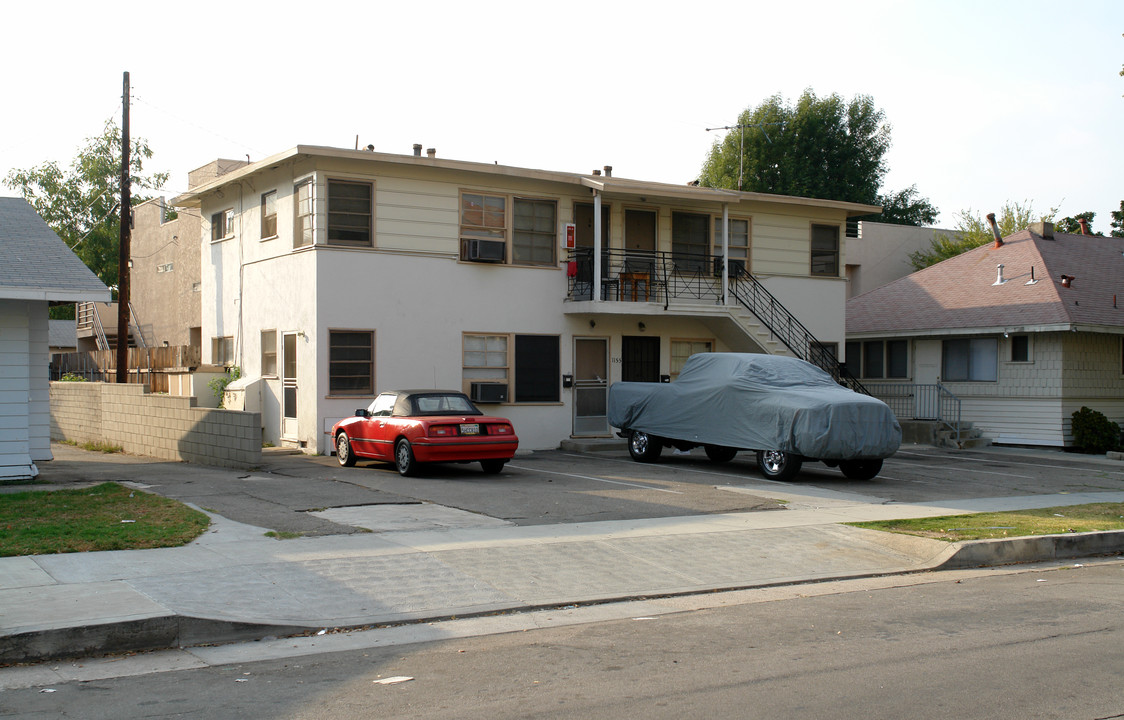 1155 N Columbus Ave in Glendale, CA - Building Photo