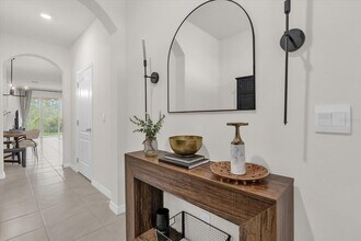 110 Reena Dr in Daytona Beach, FL - Building Photo - Building Photo