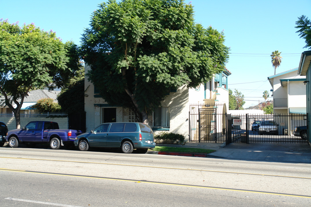 812 S Glendale Apartments in Glendale, CA - Building Photo