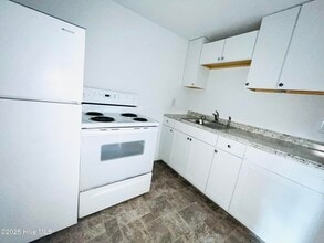 109 E Ward St in Elizabeth City, NC - Building Photo - Building Photo