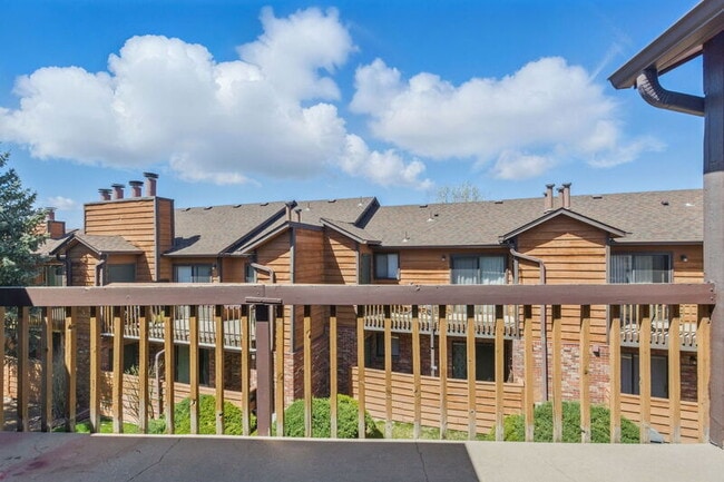 2267 S Buckley Rd in Aurora, CO - Building Photo - Building Photo