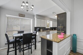 5008 Edgewater Dr in Rowlett, TX - Building Photo - Building Photo