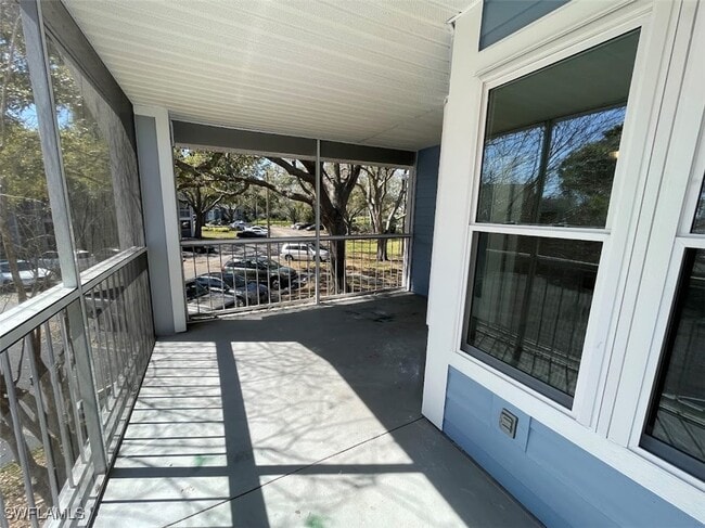 property at 2585 Grassy Point Dr