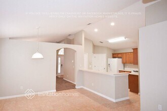 2851 Stags Leap Dr in Orange City, FL - Building Photo - Building Photo