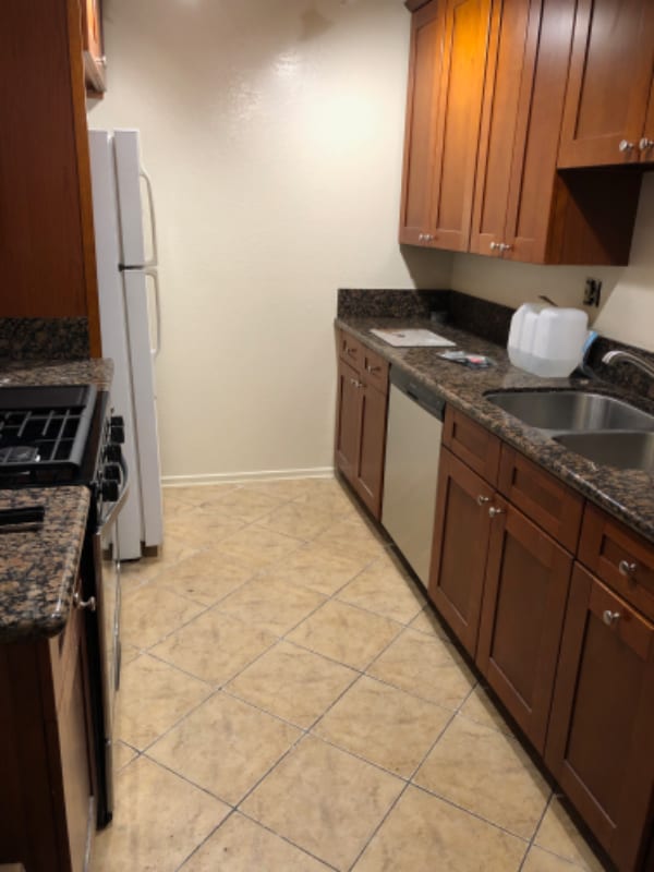 property at 1670 Manning Ave