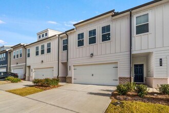 420 Pt Pl Dr in Loganville, GA - Building Photo - Building Photo