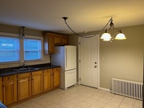 144 Newington Ave in New Britain, CT - Building Photo - Building Photo