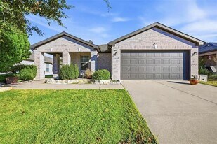 1665 Crown Point Dr in Frisco, TX - Building Photo