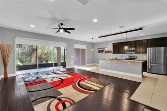 8346 Riverdale Ln in Davenport, FL - Building Photo - Building Photo