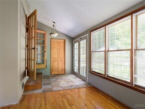 427 East Ave in Watertown, NY - Building Photo - Building Photo