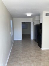 623 NE 6th Ct in Boynton Beach, FL - Building Photo - Building Photo