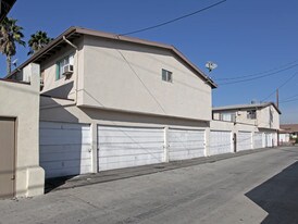 Villa Apartments in Anaheim, CA - Building Photo