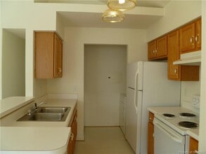 304 Settlement Dr in Williamsburg, VA - Building Photo - Building Photo