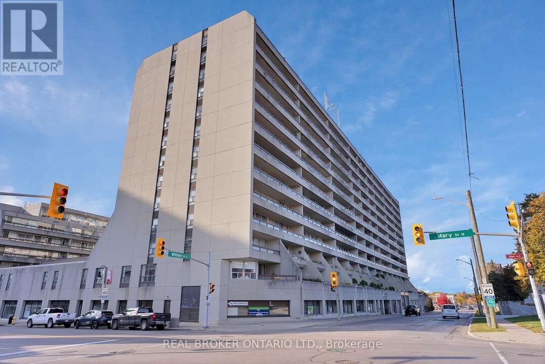 55-755 William St E in Oshawa, ON - Building Photo