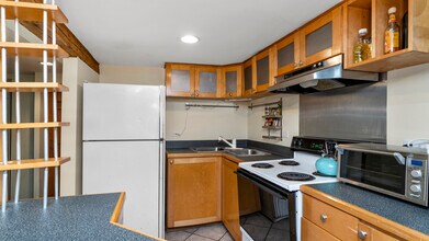 1352 N Oakley Blvd in Chicago, IL - Building Photo - Building Photo