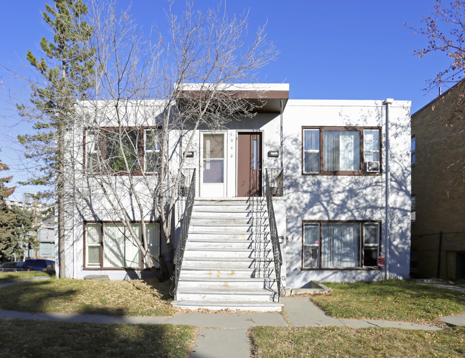 1540 28th Ave SW in Calgary, AB - Building Photo