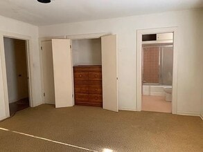 3095 E Houston St in Paris, TX - Building Photo - Building Photo