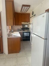 208 E Ellsworth Ave in Anaheim, CA - Building Photo - Building Photo