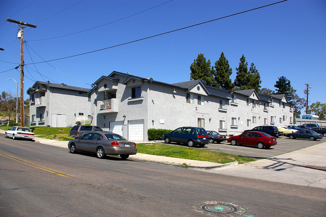 5410-5420 Lea St in San Diego, CA - Building Photo - Building Photo