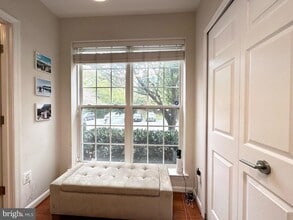 11230 Edson Park Pl in Rockville, MD - Building Photo - Building Photo