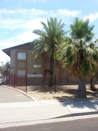 1703 W Mountain View Rd in Phoenix, AZ - Foto de edificio - Building Photo